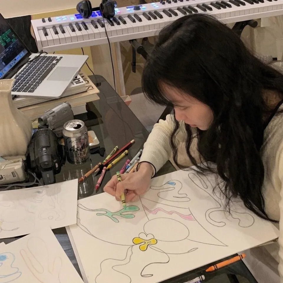 搭车遇狼惊魂记